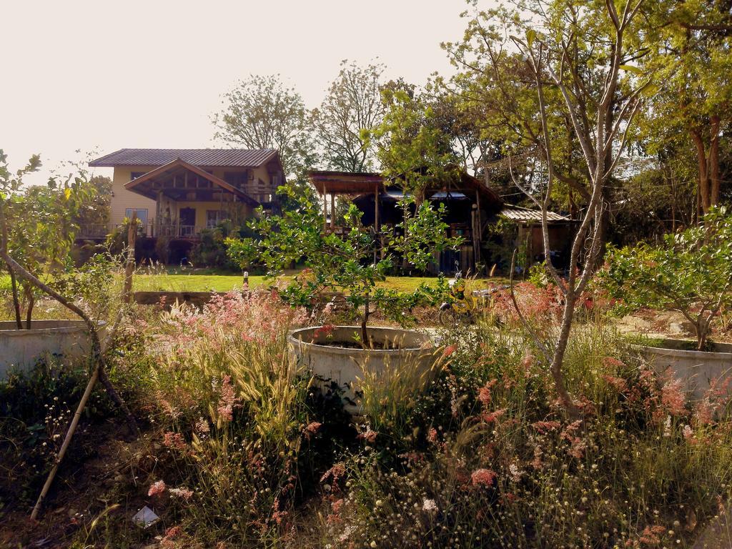 Tony Guesthouse Pai Exterior photo
