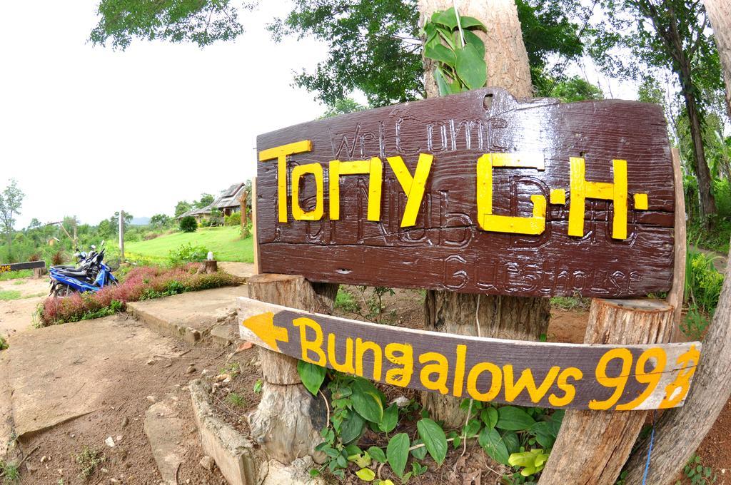 Tony Guesthouse Pai Exterior photo