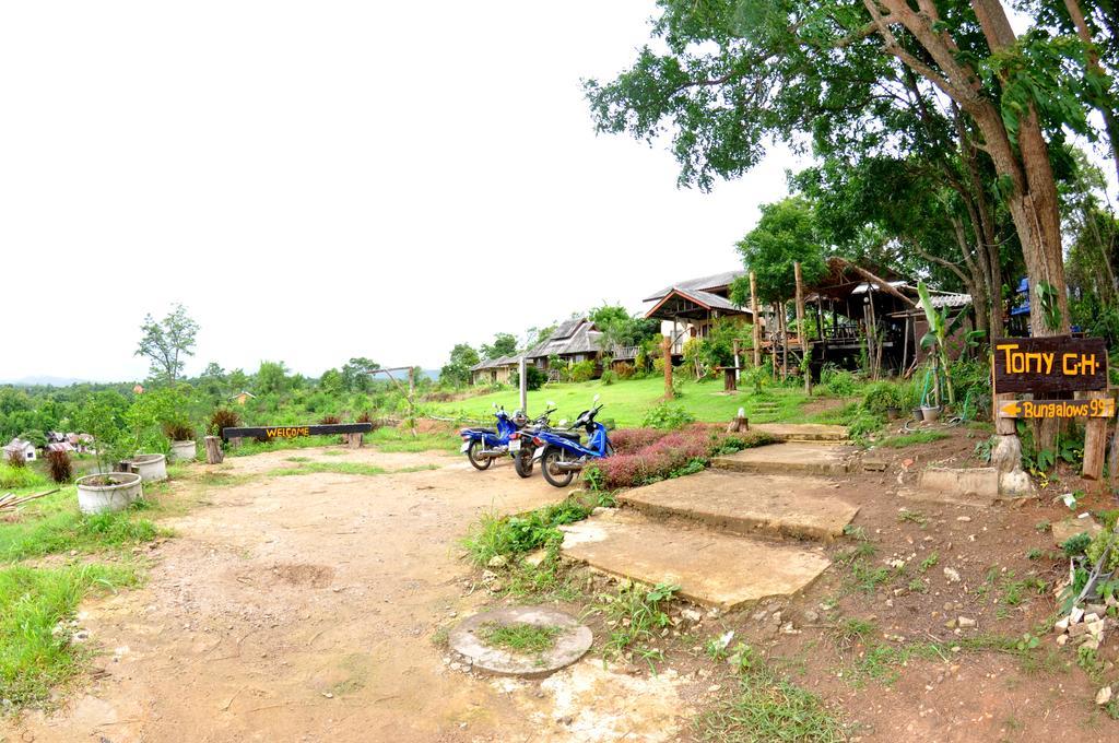 Tony Guesthouse Pai Exterior photo
